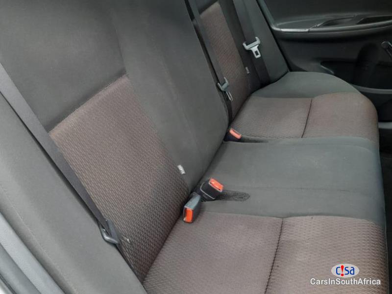 Toyota Corolla 1.6 Manual 2014 - image 3