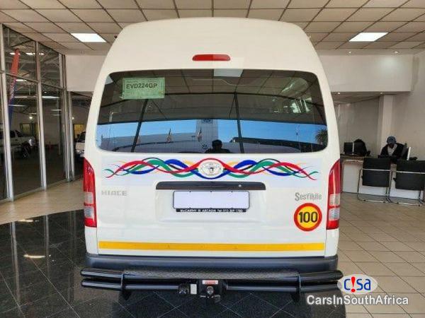 Toyota Quantum Sesfikile 2.5 Manual 2017 - image 4