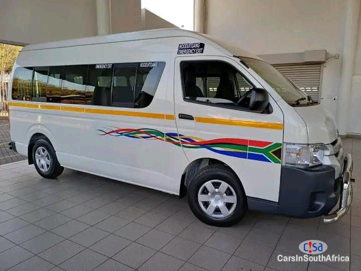 Pictures of Toyota Quantum Sesfikile 2.5 D-4D Manual 2018