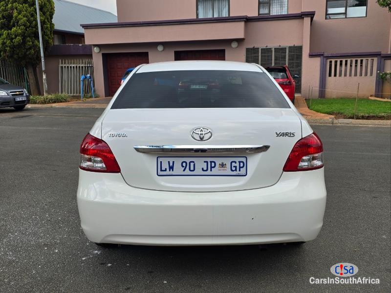 Toyota Yaris 1.3 T3 Toyota Yaris Sedan Automatic Call Or WhatsApp 0848069549 Automatic 2009 - image 3