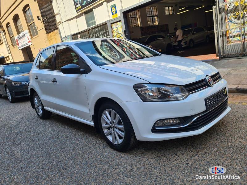 Pictures of Volkswagen Polo 1.2 TSI Manual 2017
