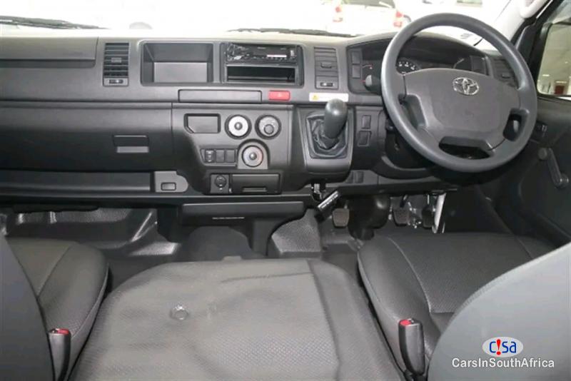 Toyota Quantum Manual 2020 - image 4