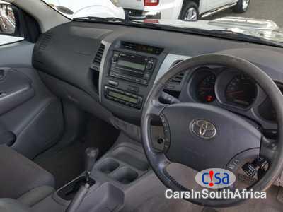 Toyota Hilux 3.2 Automatic 2012 - image 4
