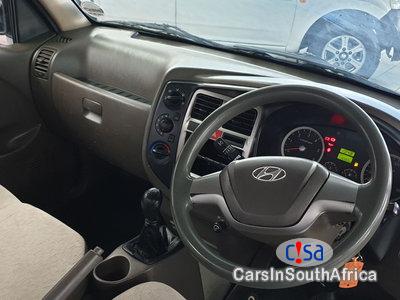 Hyundai H-1 2.6 Manual 2013 - image 4