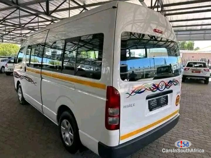Toyota Quantum 2.5 Sesfikile 16 Seater Manual 2018 in South Africa