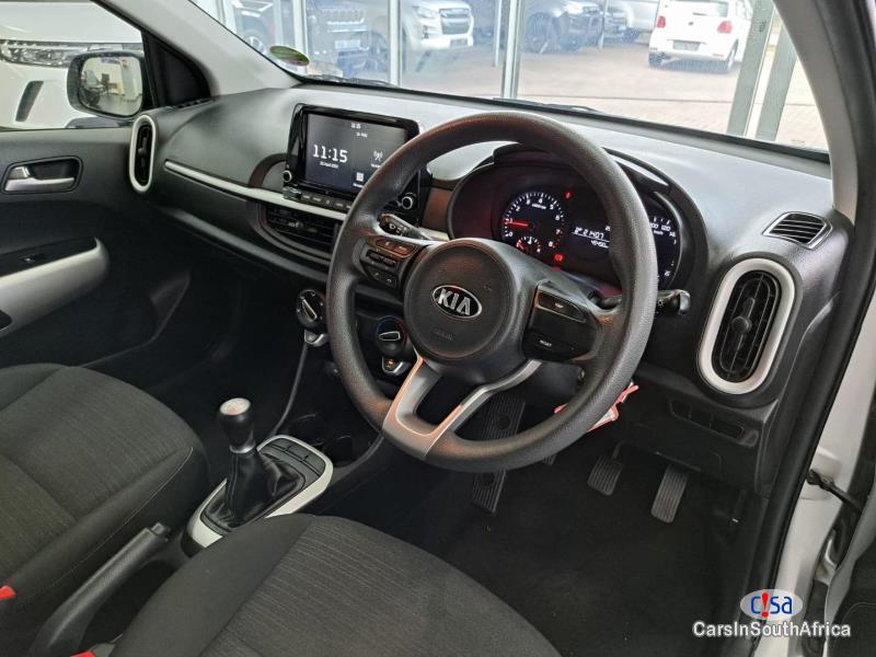 Kia Picanto Hatchback Manual 2021 - image 7