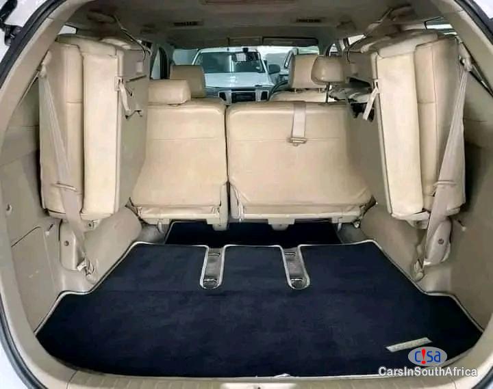 Toyota Fortuner 2015 Toyota Fortuner 3.0 D4D 4x4 Manual 0698183175 Manual 2015 - image 6