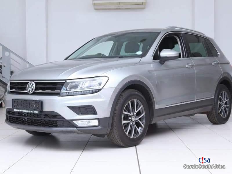 Volkswagen Tiguan 2.0 Manual 2016 - image 2