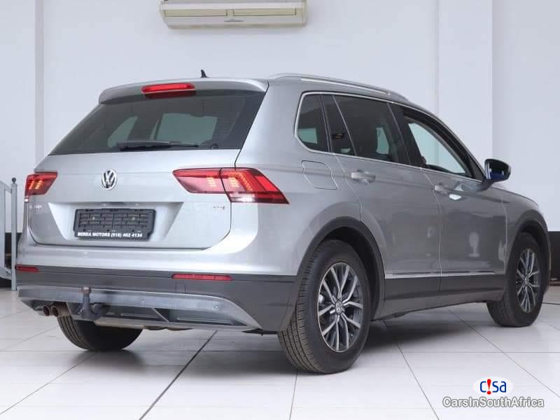Volkswagen Tiguan 2.0 Manual 2016 - image 3