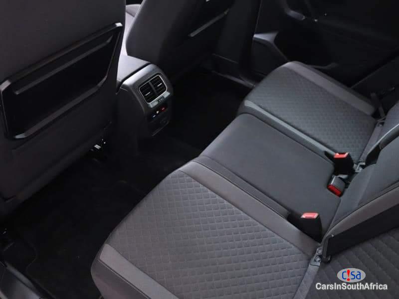Volkswagen Tiguan 2.0 Manual 2016 - image 8