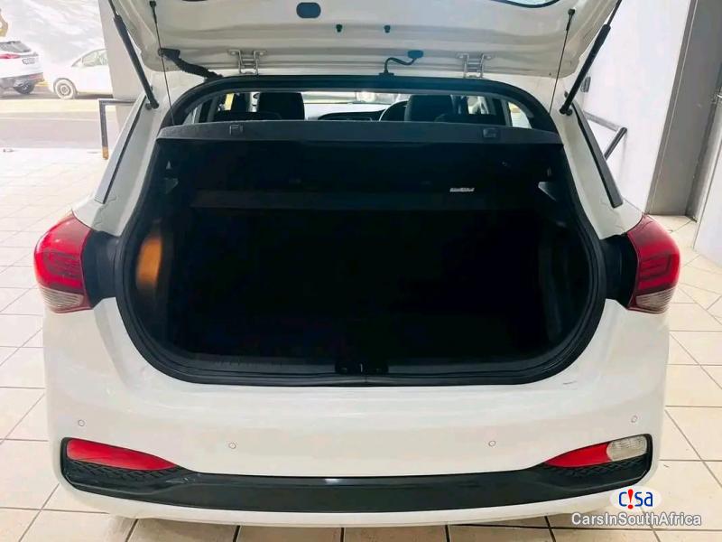 Hyundai i20 1.2 Fluid[0817579183] Manual 2020 in Mpumalanga - image