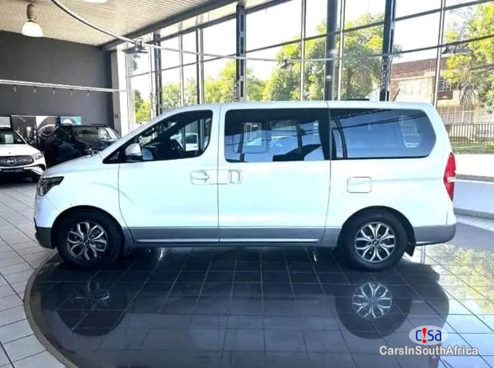 Hyundai H-1 Hyundai H1 2.5 CRDi Wagon Contract Or Whatsapp 0665141346 Manual 2022 in Northern Cape