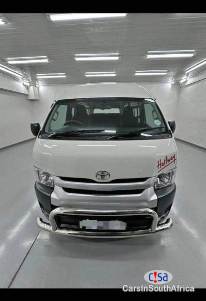 Toyota HiAce 2022 Toyota Quantum 2.5 D-4D SESFIKILE 16-seater 0698183175 Manual 2022 in South Africa