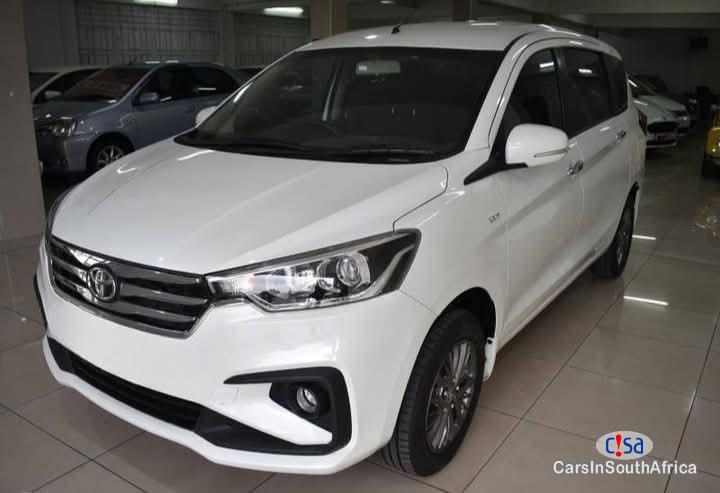 Toyota Yaris Manual 2023 - image 4