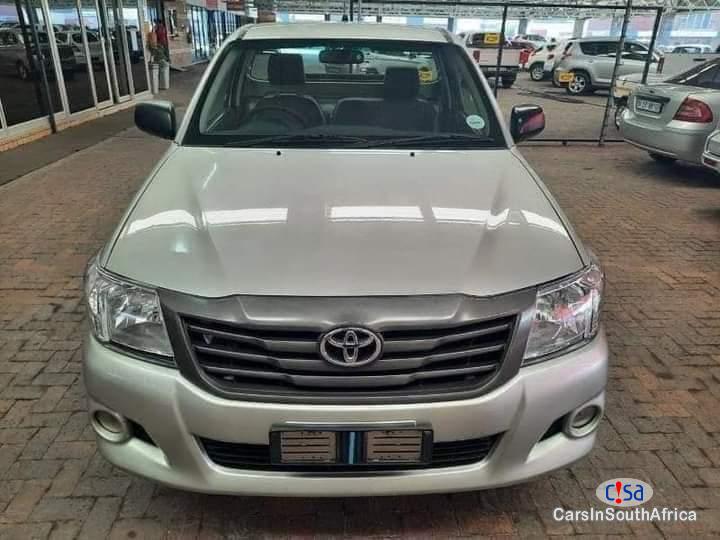 Toyota Hilux 2.5 Manual 2015 - image 4