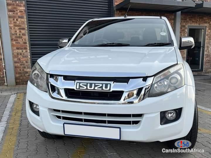 Isuzu KB300 300 Manual 2018 - image 4