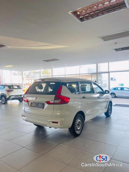 Suzuki 1.5 Manual 2022 - image 3