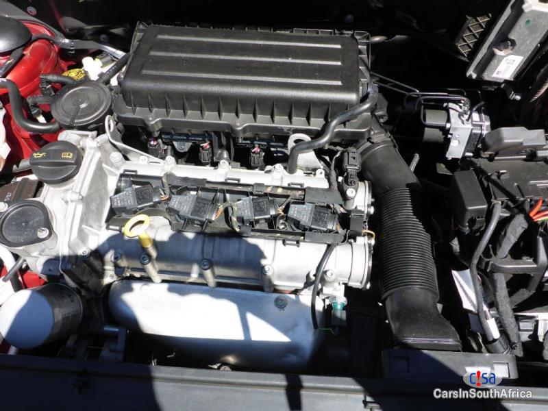 Volkswagen Polo 1.4 Manual 2016 - image 9