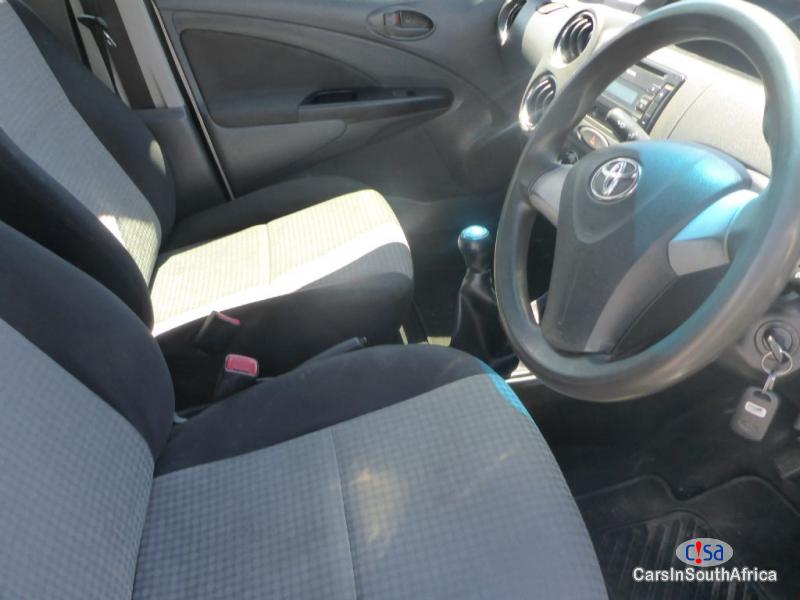 Toyota Etios 1.5 Manual 2016 - image 6