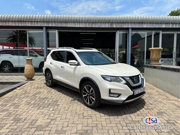 Pictures of Nissan X-trail 2.5 Acenta Plus 4×4 7-seat Automatic 2019