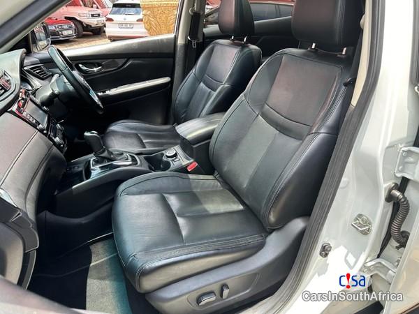 Nissan X-trail 2.5 Acenta Plus 4×4 7-seat Automatic 2019 - image 3