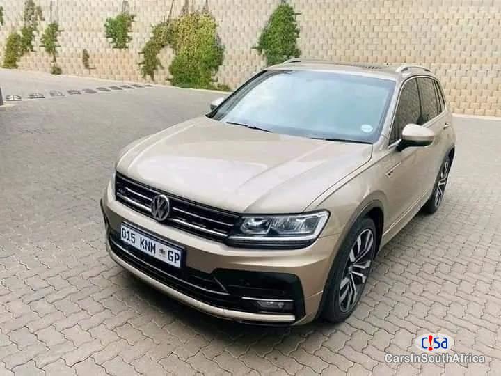 Pictures of Volkswagen Tiguan 2.0 Automatic 2018