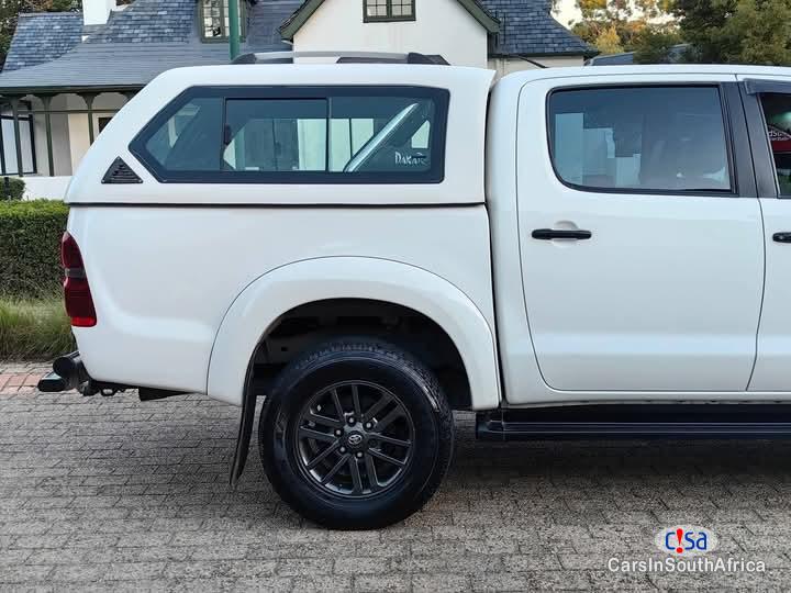 Toyota Hilux 3.0D Automatic 2016 - image 5