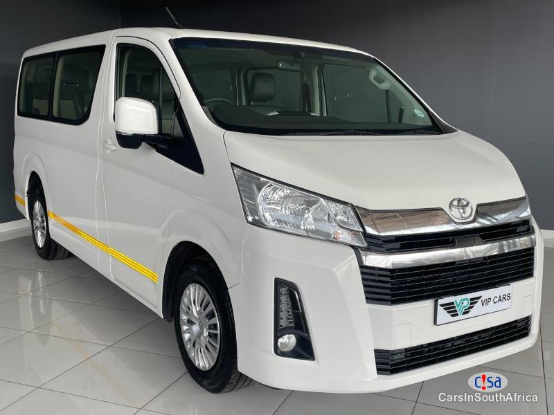 Toyota Quantum 2.8 Manual 2020 - image 3