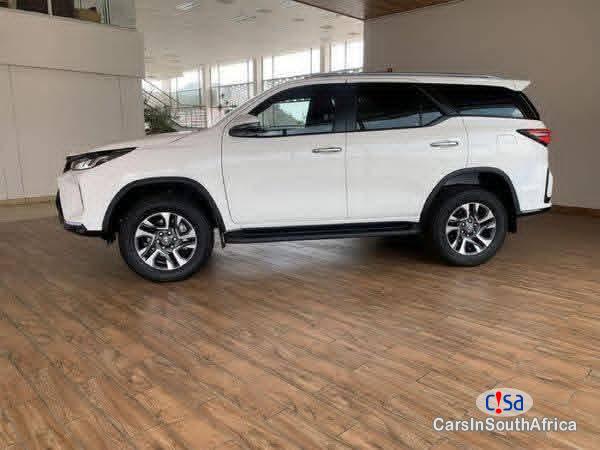 Toyota Fortuner 2.8GD Automatic 2024 - image 2