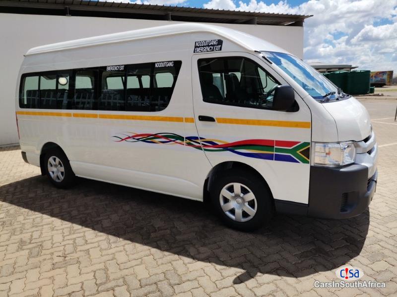 Toyota Quantum Toyota Quantum Sesfikile 2.5D-4D 16-Seater Bus For Sale Manual 2017 in South Africa