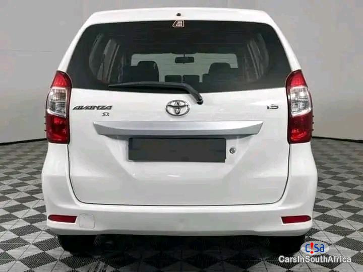 Toyota Avanza Manual 2017 - image 2