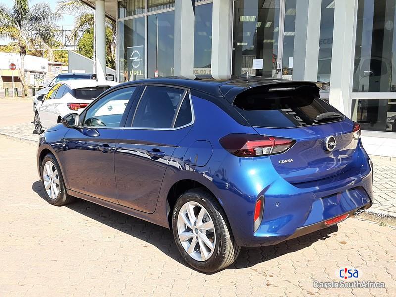 Opel Corsa 1.2 Automatic 2022 - image 6