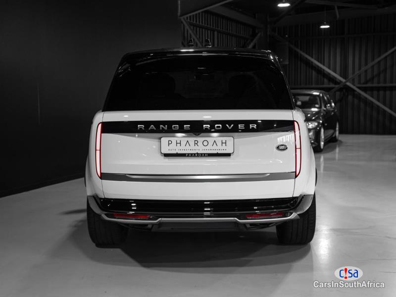 Land Rover Range Rover 4.0 Automatic 2024 - image 4