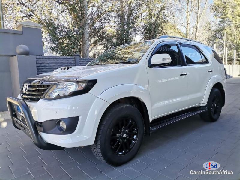 Pictures of Toyota Fortuner 3.0D-4D 4x4 Automatic 2015