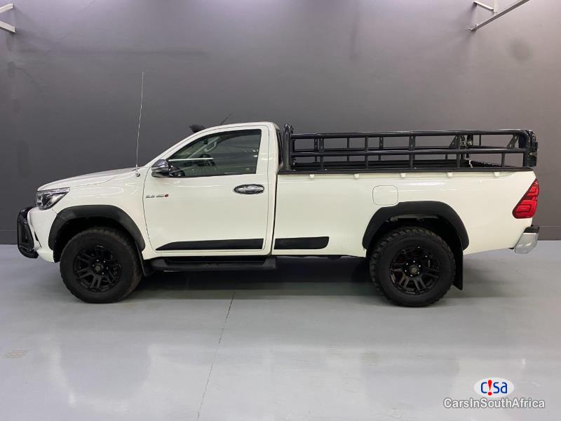 Pictures of Toyota Hilux 2.8GD-6 Manual 2018
