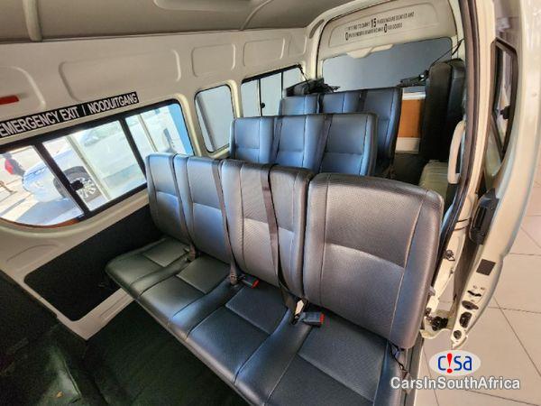 Toyota Quantum 2.5 D-4D Sesfikile 16-Seat Manual 2022 - image 3