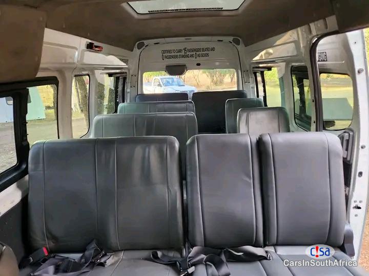 Nissan NV350 2.5 16-seat Impendulo Manual 2020 - image 3