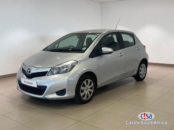 Toyota Yaris 1.3 Manual 2012 - image 2