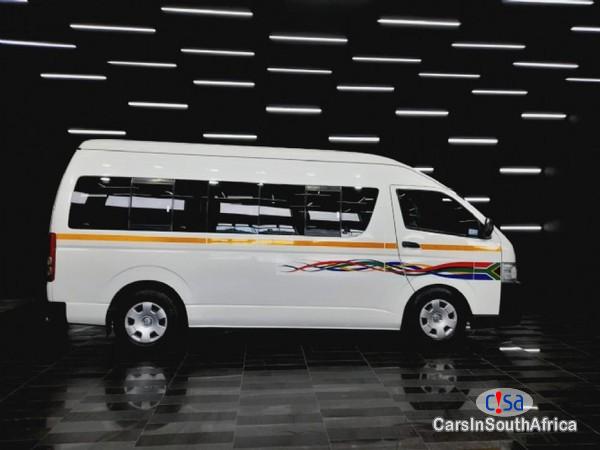 Toyota Quantum 2.5 Automatic 2019 - image 4