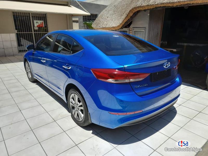 Hyundai Elantra 1.6 /call Whatsapp 068 346 6875 Automatic 2017 - image 2