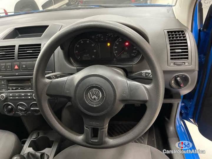 Volkswagen Polo 1.4 Manual 2017 - image 3