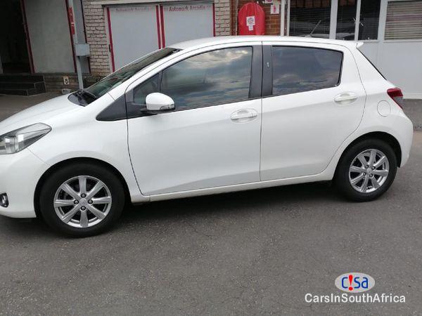 Toyota Yaris 1.6 Call Or WhatsApp 0848069549 Toyota Yaris Manual 2012 - image 2