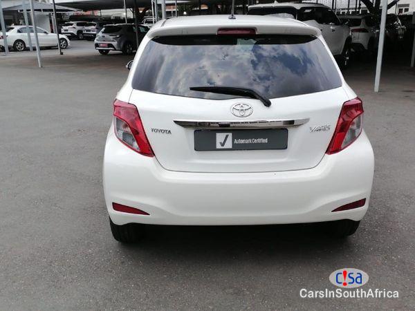 Toyota Yaris 1.6 Call Or WhatsApp 0848069549 Toyota Yaris Manual 2012 - image 3