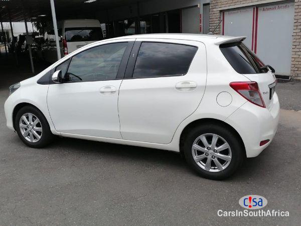 Toyota Yaris 1.6 Call Or WhatsApp 0848069549 Toyota Yaris Manual 2012 - image 5