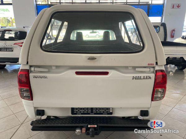 Toyota Hilux 2.0 VVTi Single Cab Manual 2016 - image 2