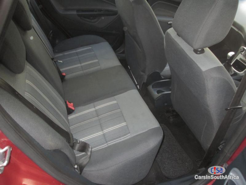 Ford Fiesta 1.4 Ambient 5Dr Manual 2011 - image 5