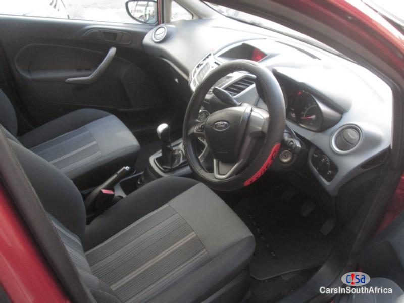 Ford Fiesta 1.4 Ambient 5Dr Manual 2011 - image 6