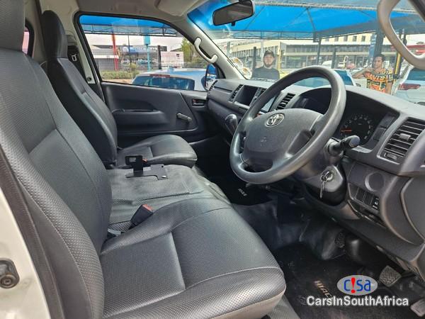 Toyota Quantum 2.5 D-4D Sesfikile 16-Seat Manual 2019 in South Africa