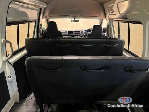 Toyota Quantum 2.5 D-4D Sesfikile Call 081 494 5928 Delivery Nationwide Manual 2019 - image 3