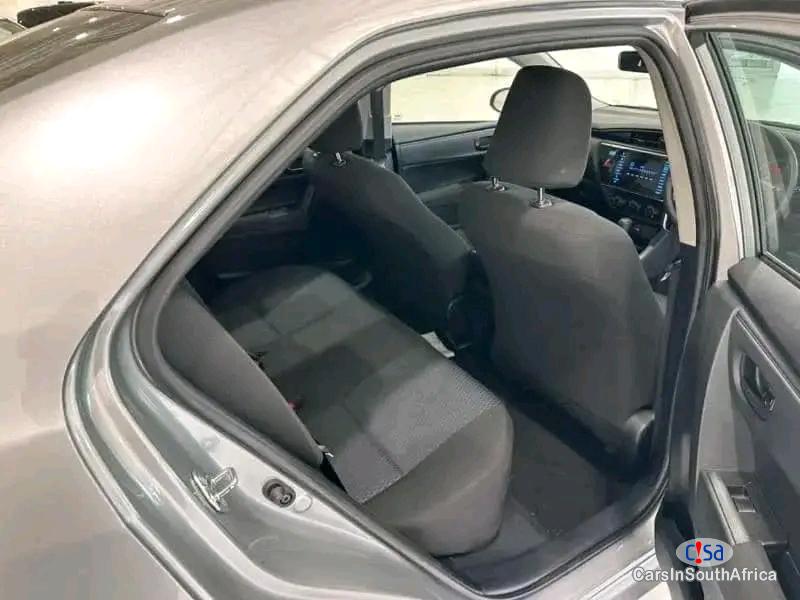 Toyota Corolla Automatic 2017 - image 10